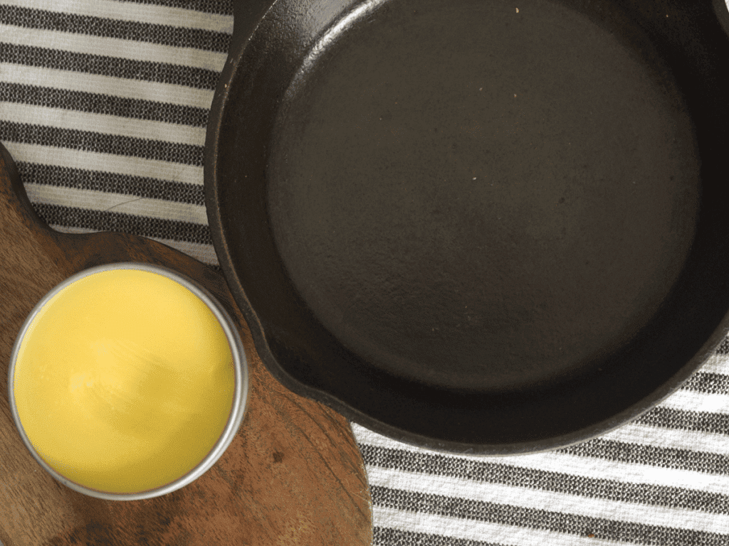 DIY cast iron seasoning oil
