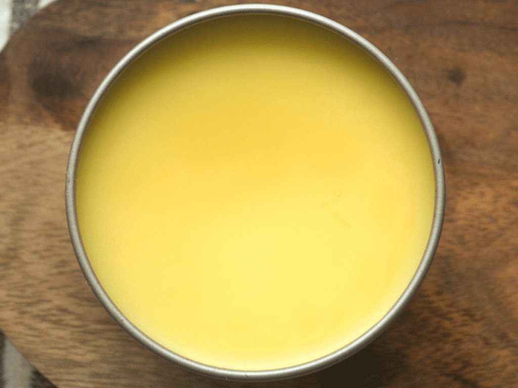 DIY cast iron seasoning oil