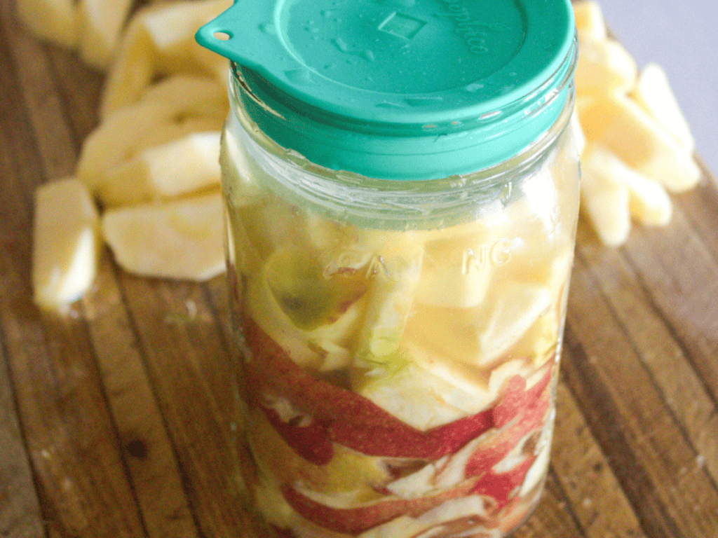 how to make apple scrap vinegar